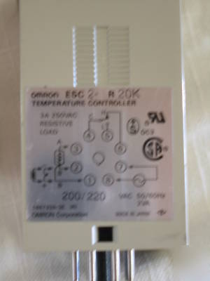 Omron E5C2-R20K analog temp controller deg k 1/16 din 