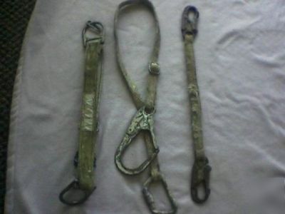 Large triple d-ring seated safety harness, 3 lanyards +