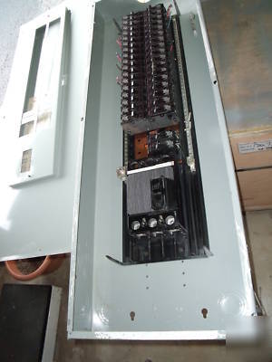 #663 ite-siemens 200 amp 42 space load center + breaker