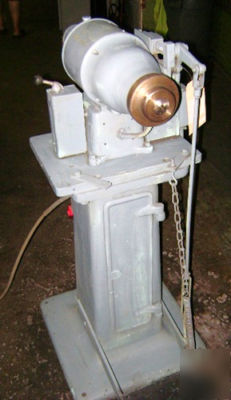 Schauer speed lathe for polishing & other applications