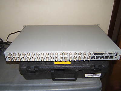 Ultrak KX1630CU 16 channel color triplex multiplexer