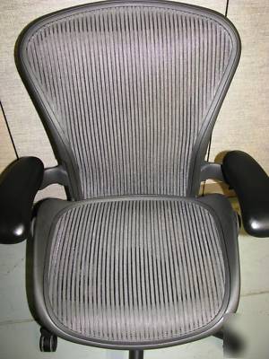 *aeron*herman miller*chair*size b*fixed arm*basic* $444