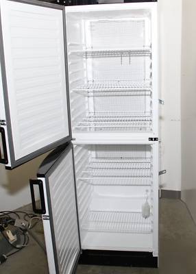 Vwr double door explosion proof refrigerator 55700 366