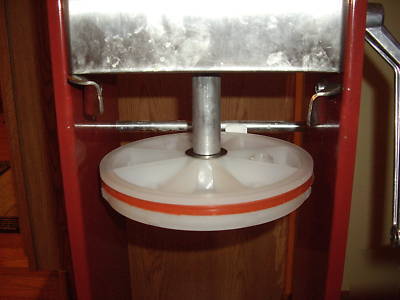 Weston 30LB sausage stuffer ***excellent condition ***