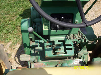 Vintage antique 730 john deere tractor, narrow front,