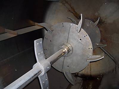 1,500 gallon stainless steel reactor tank, jacketed