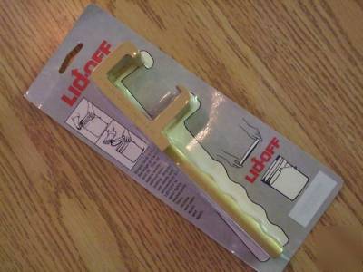 Heavy duty solid aluminum bucket pail lid opener