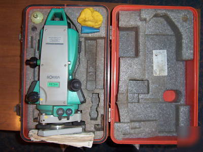 Sokkia set 500 1 sec or 5 sec accuracy total station
