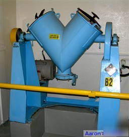 Used: patterson kelley twin shell liquid solids blender