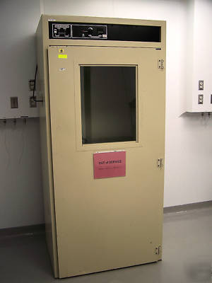 Bellco glass inc roll-in incubator & costar cell cube