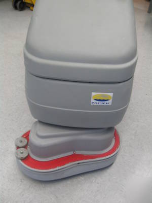 Auto floor scrubber pacific model scrub master 26B