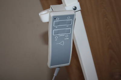 Saunders 3D active trac spinal decompression table