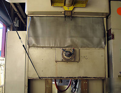 White-sundstrand omnimill machine center