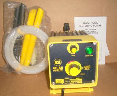 New lmi milton roy metering pump B111-95V 
