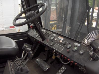 Taylor 30000 lb forklift diesel YR2006 fork positioner