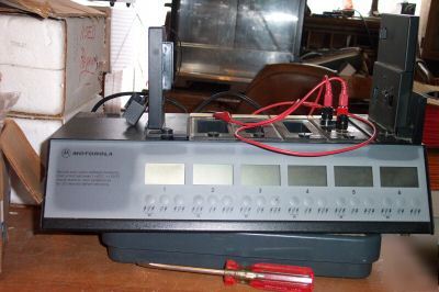 Motorola TDN9430A battery maintenance system 6 port*