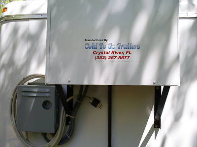 New refrigerated trailer walk in cargo enclosed 2010