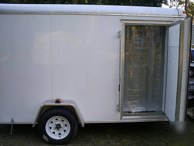 New refrigerated trailer walk in cargo enclosed 2010