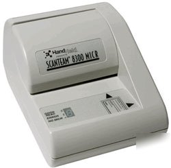 New uic check reader lenscrafter kit, in box