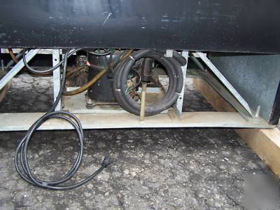 Beverage air MT45 display cooler refrigerator