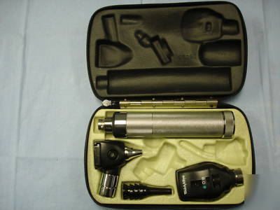 New welch allyn diagnostic set with heads 