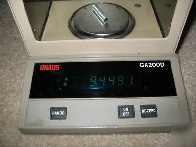 Ohaus analytical laboratory scale GA200D very good cond
