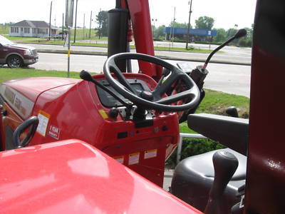 Mahindra 5530 4WD with front end loader 