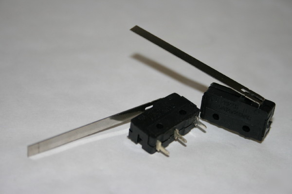 Minature microswitch 5A 250V with long lever FD1C1