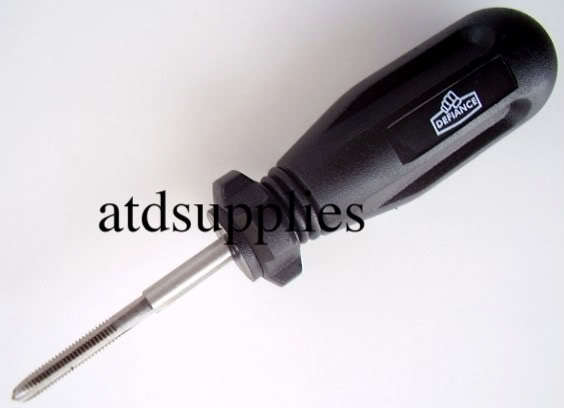 New thread restoring tool for electrical socket boxes 