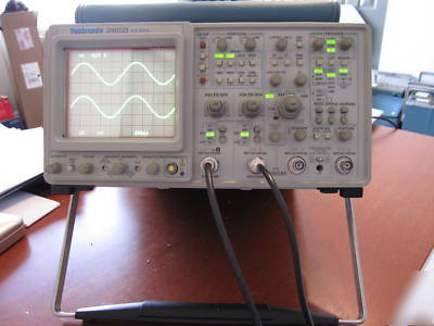 Tektronix 2465B 400MHZ 4 channel oscilloscope w/ manual