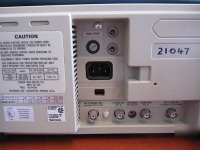 Tektronix 2465B 400MHZ 4 channel oscilloscope w/ manual