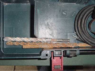 Bosch bulldog hammer drill 11224VSR + case-acc-manual 