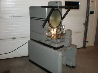 Kodak contour projection comparator with accessories