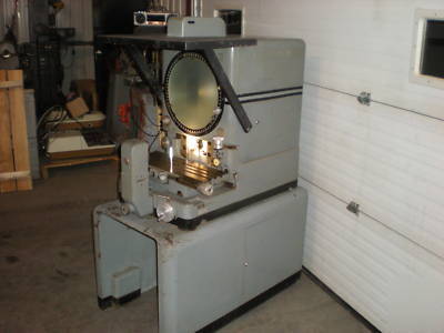 Kodak contour projection comparator with accessories