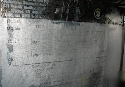 Lincoln impinger 1132 electric pizza conveyor oven 