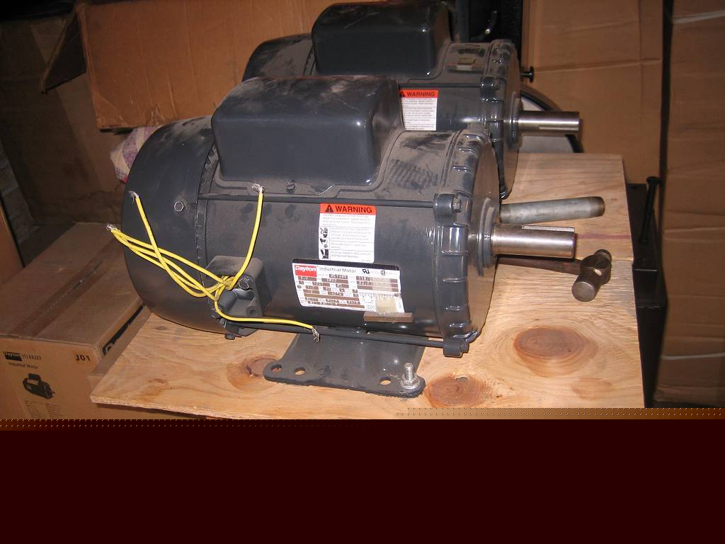New * * dayton motor 3 hp 3500 rpm tefc 182T