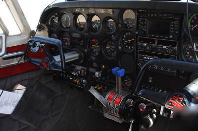 1966 piper pa-30 twin comanche airplane 