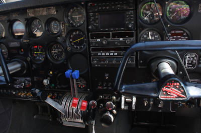 1966 piper pa-30 twin comanche airplane 