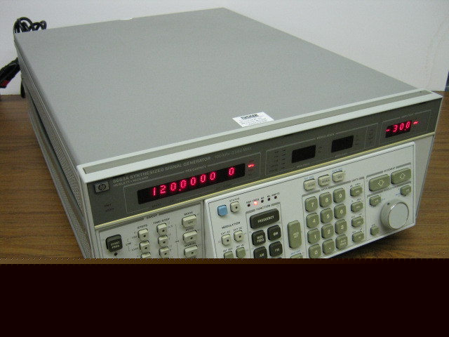 Hp agilent 8663A/001 signal generator refurbished