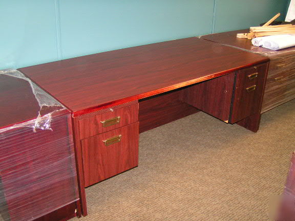 Office desks & credenza's 3-desks & 3-credenza's total