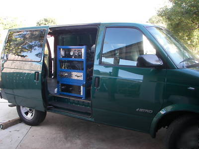 Truck mount carpet & tile cleaning machine model 45 se 