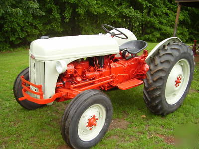 New ford farm tractor 8N 1952 paint all good tires