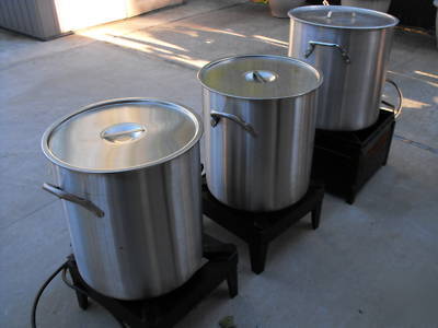 Cooking pots stainles huge lot of 3 with burners 