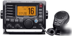 Icom M505 with HM162E commandmic dsc vhf radio 