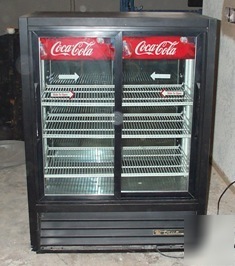 True reach through convenience store refrigerator