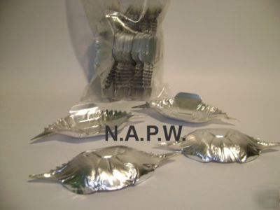 Crabcake / seafood holder foils