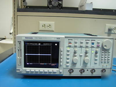 Tektronix TDS784D tds 784D digital oscilloscope 1 ghz