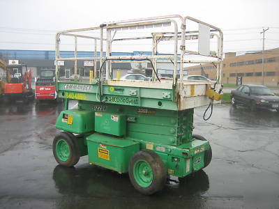 2000 jlg 3369 scissor lift 39' work hgt,rough terrain
