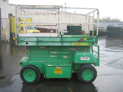 2000 jlg 3369 scissor lift 39' work hgt,rough terrain