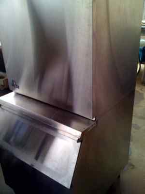 Kold draft 515LB with B400 bin ice maker